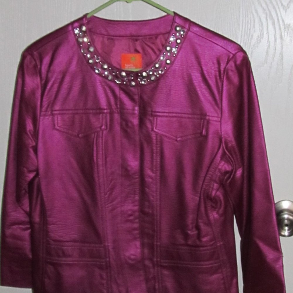 JACKET...FAUX LEATHER .. HEART OF PALMS, FULLY LINED